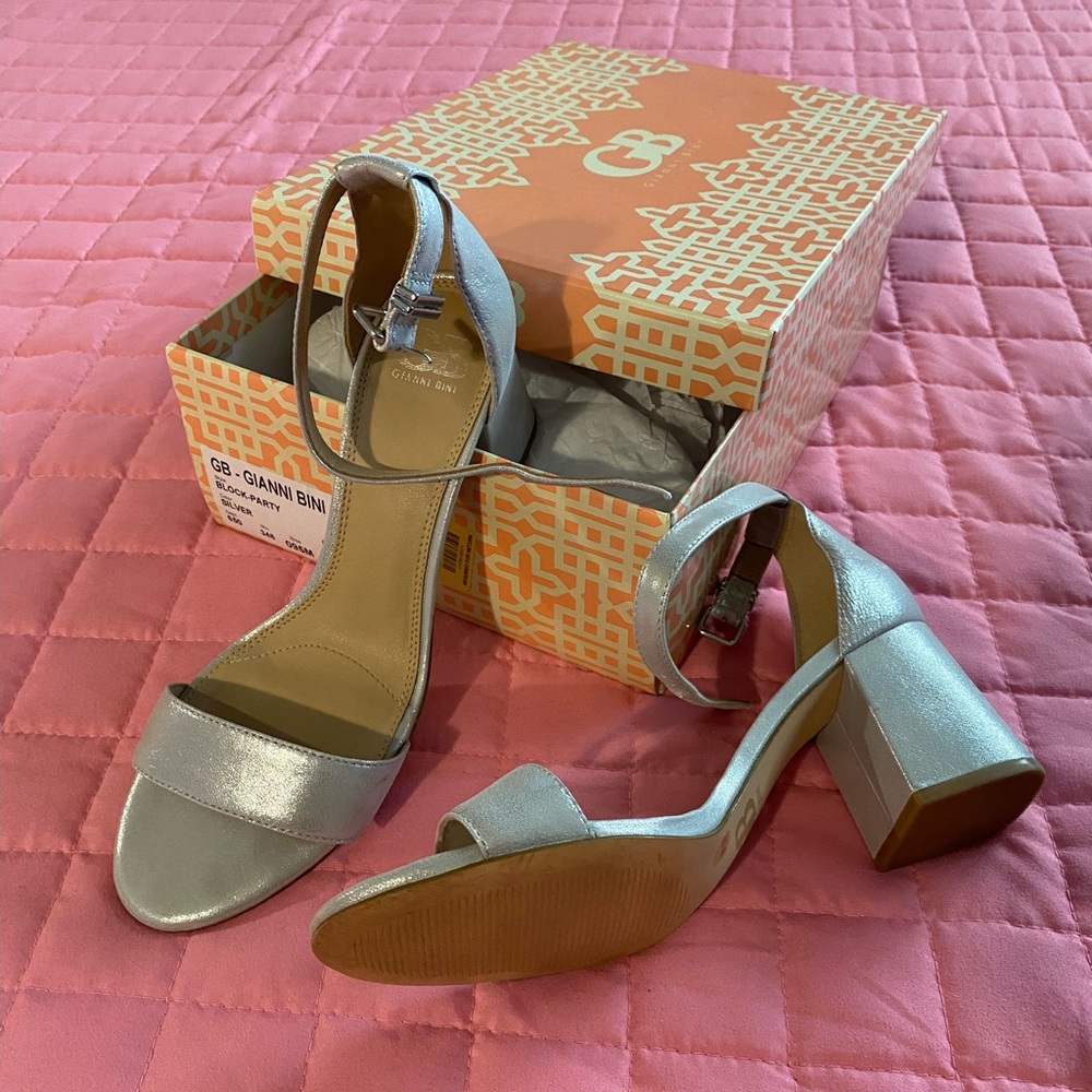 Gianni Bini Silver size 9.5